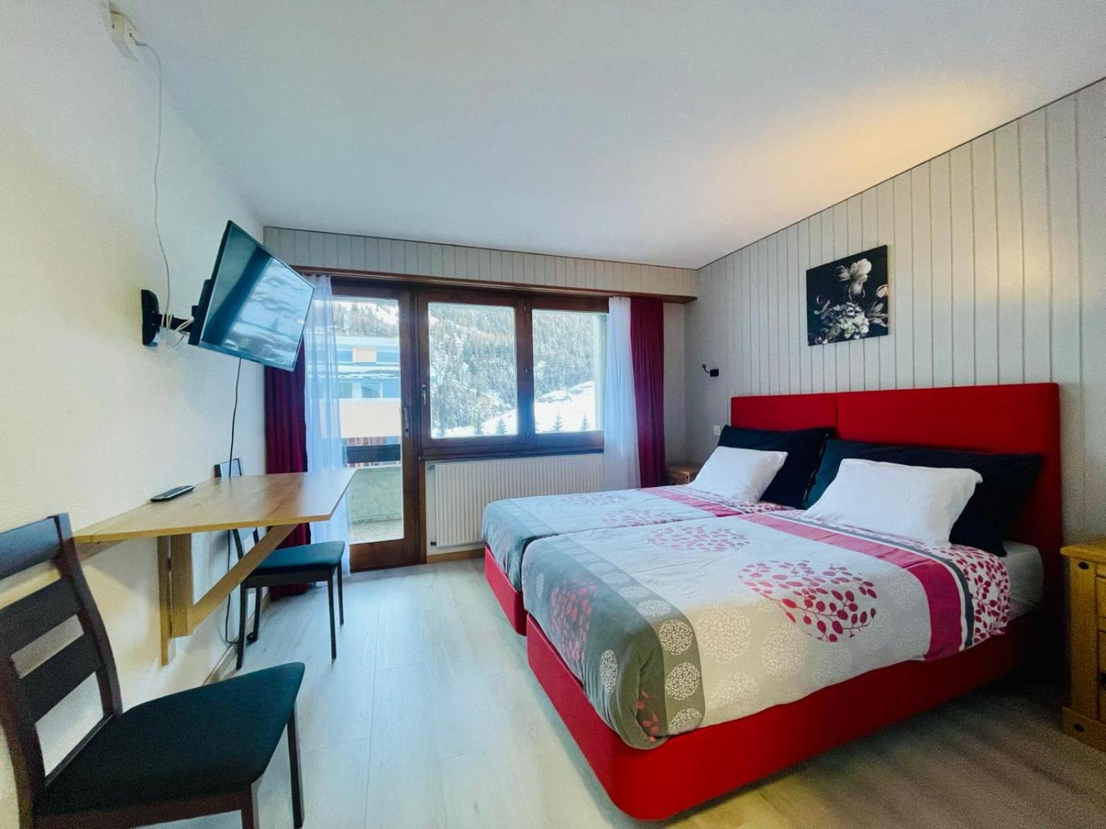Auberge Des Charmettes Bourg Saint Pierre Bagian luar foto